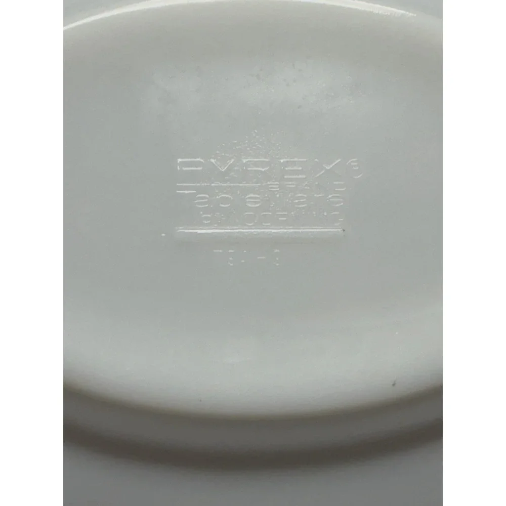 Pyrex Table Ware Milk Glass 794-9 Oval Serving Plate 9.5 X 7